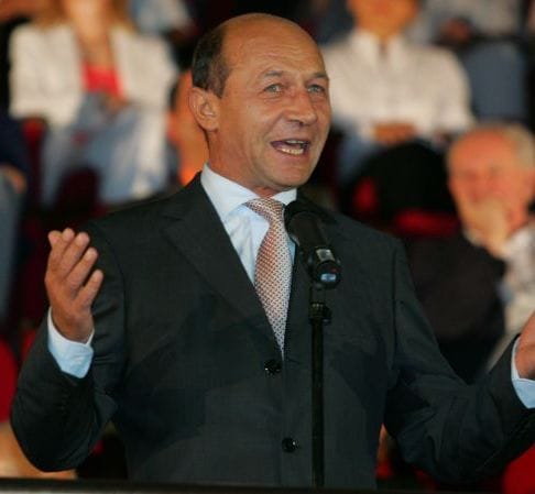 traian basescu 4