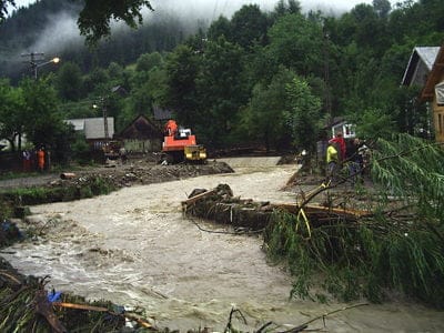 CAMPULUNG MOLDOVENESC - INUNDATII