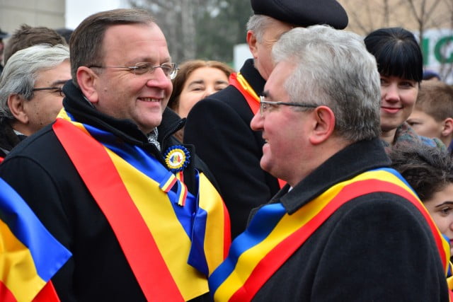 Nechifor, Lungu, Dontu Flutur Balan Baisanu defilare SRI ISU Armata Tab (39)