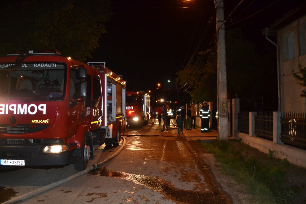 incendiu marginea (2), autospeciala noaptea