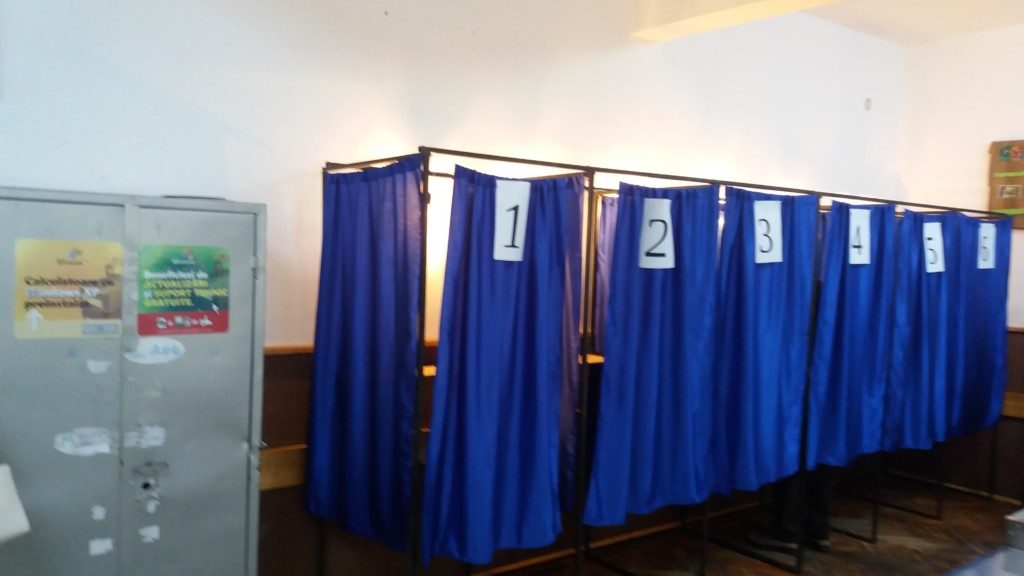cabine vot, sectie votare, alegeri