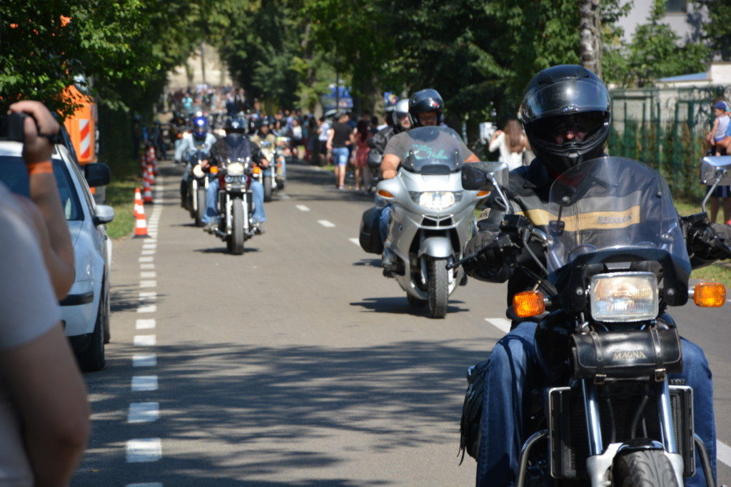 Motocicleta pelerinaj (98)