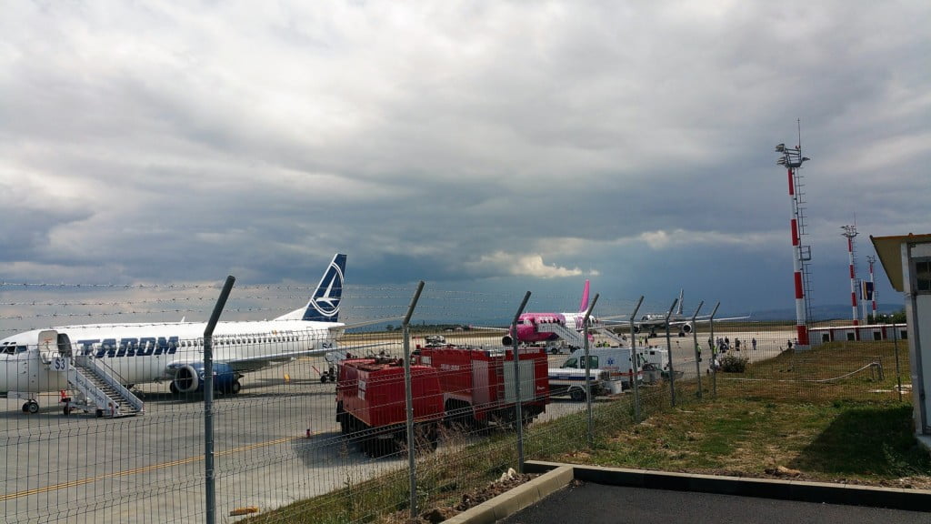 https://www.newsbucovina.ro/wp-content/uploads/2017/08/aeroport-avion-lux-5.jpg https://www.newsbucovina.ro/wp-content/uploads/2017/08/aeroport-avion-lux-5.jpg