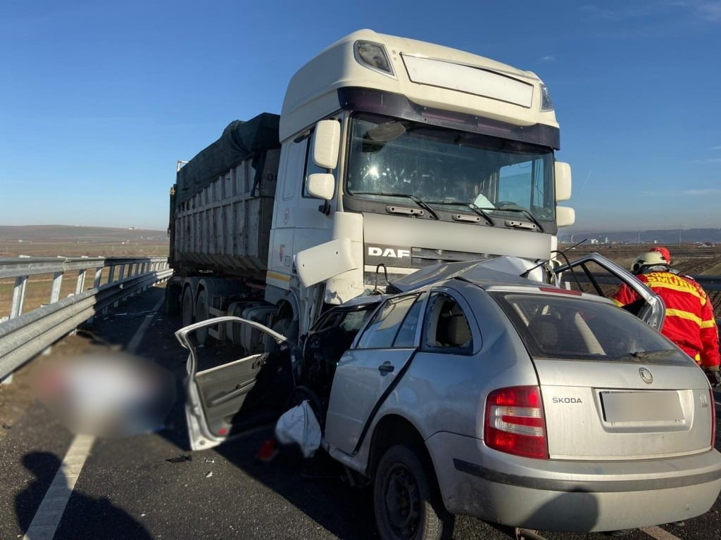 https://www.newsbucovina.ro/wp-content/uploads/2019/12/accident-camion-centur%C4%83-3.jpeg