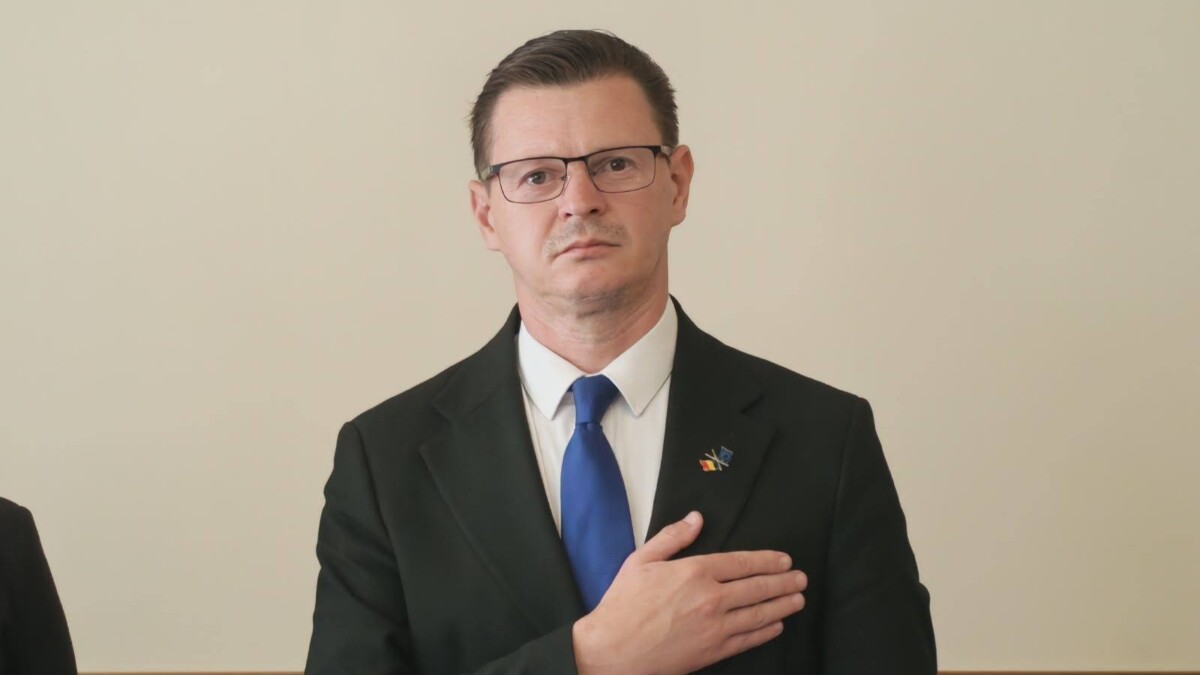 Noul prefect de Suceava, Bogdan George Păstrăv: „Ușa Instituției Prefectului va fi deschisă pentru fiecare sucevean”